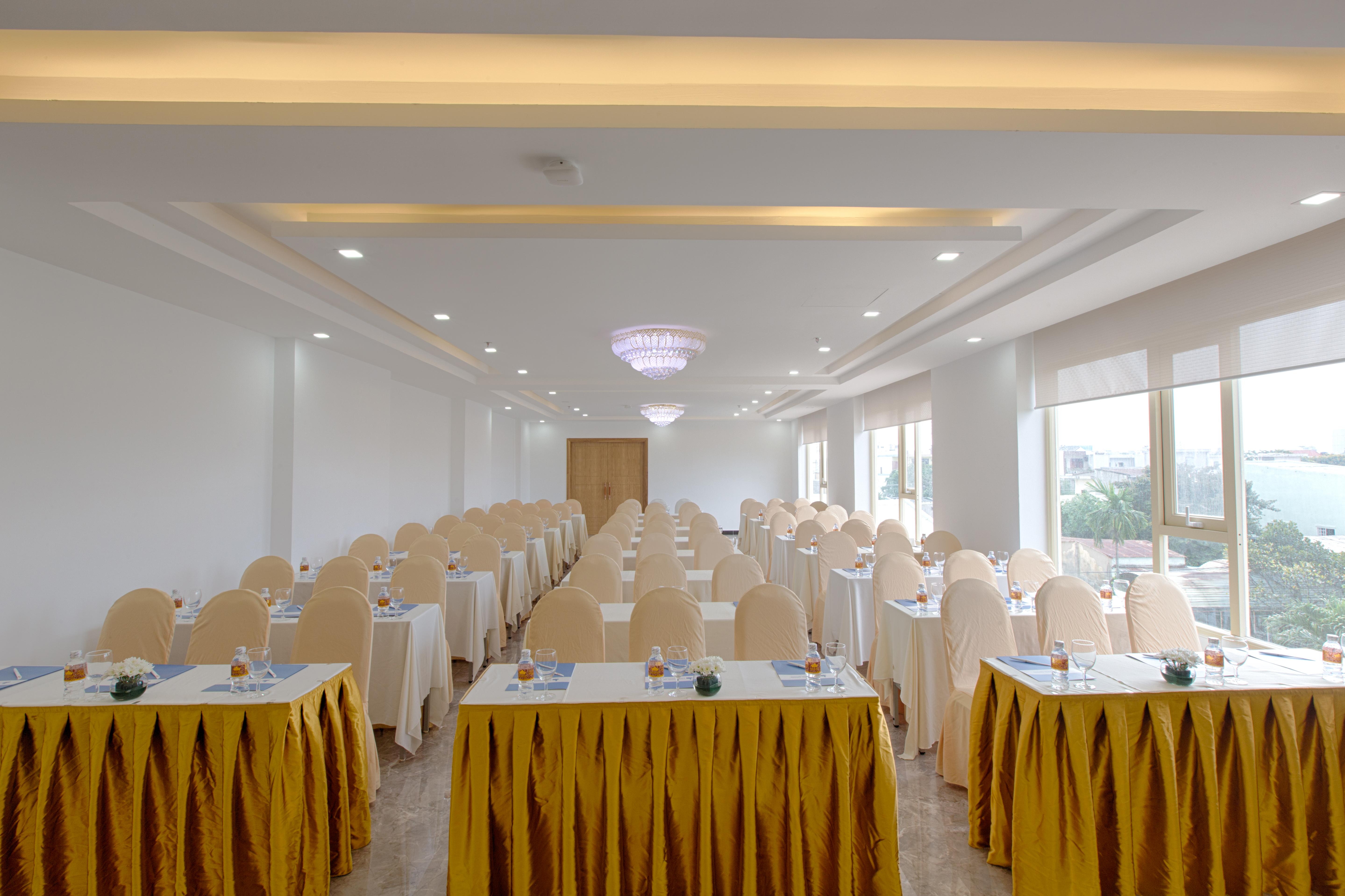 Hotel Fivitel King Da Nang Esterno foto